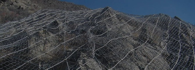 Rockfall Fencing, Rockfall Protection Prevention Netting Fencing ...